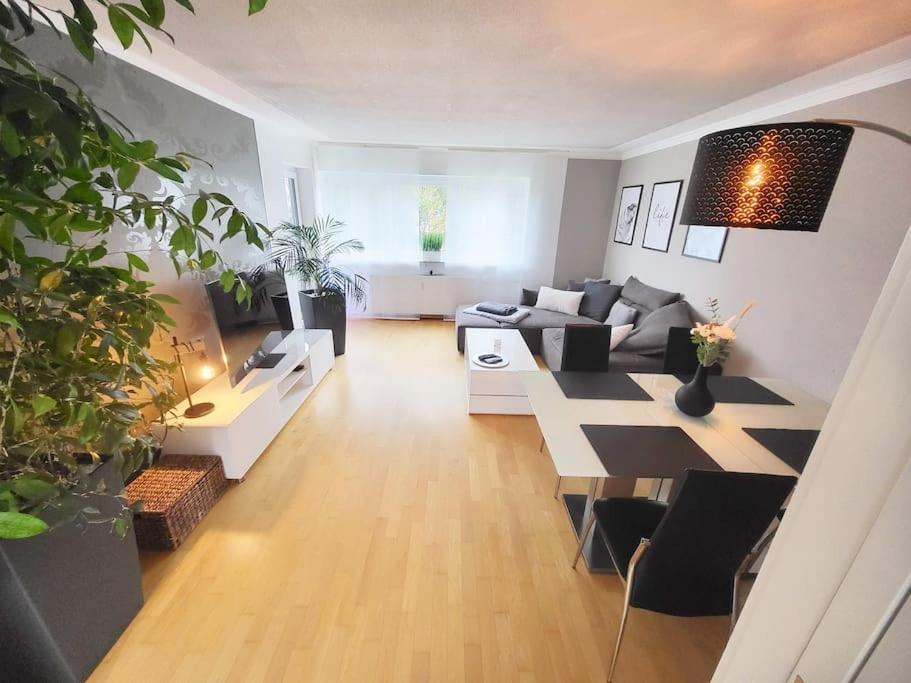 Moderne Apartment Friedrichshafen